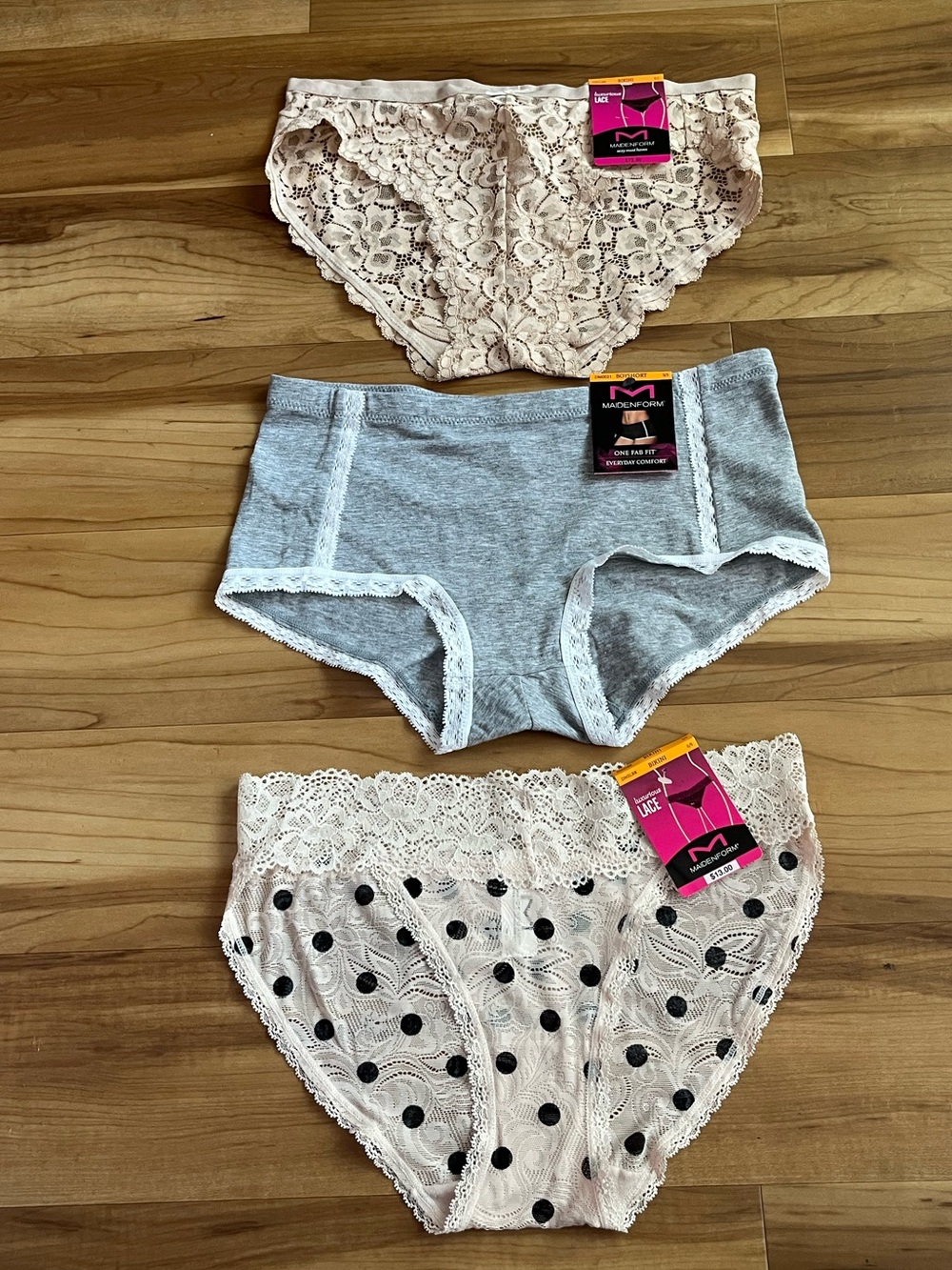 Maidenform Lace Panty Bundle Set of 3 Size S/5 NWT